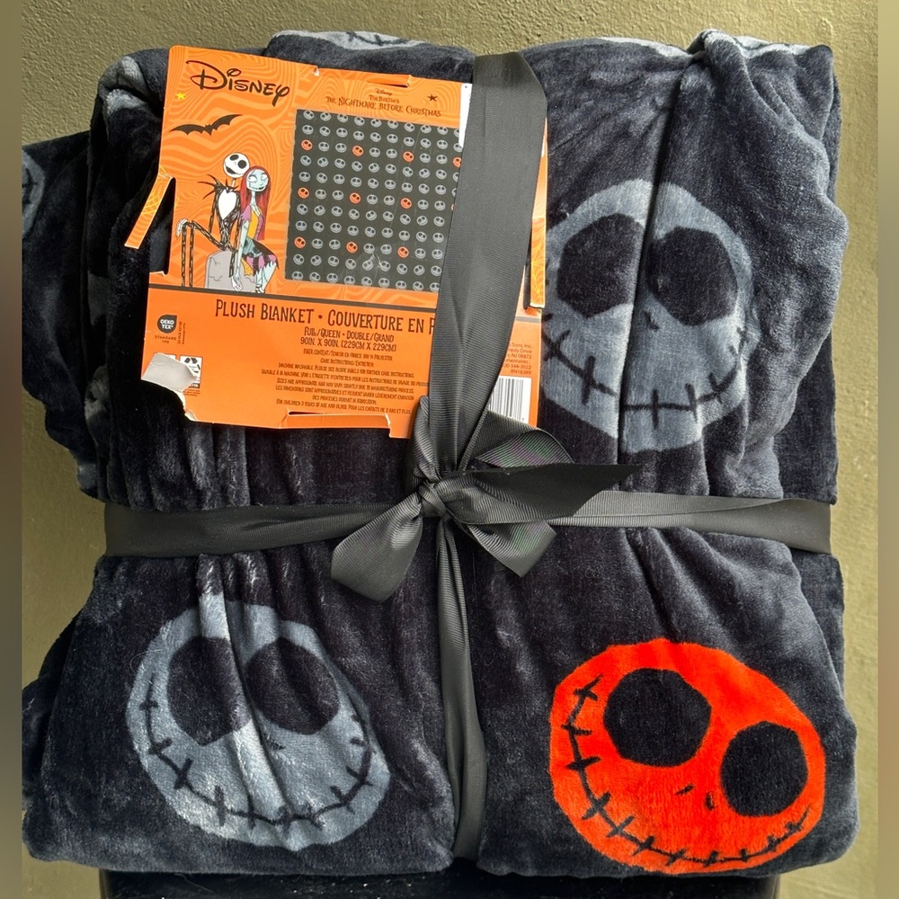 BN Nightmare Before Christmas Full/Queen Plush Blanket Throw. Quilt.